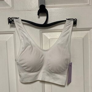 Comfort Stretch Wireless Bralette- White